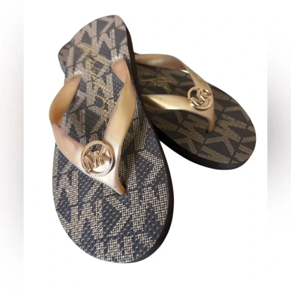 Michael Kors Jet Set Signature Flip Flops Brown/Gold Logo Size 7 - Picture 10 of 10